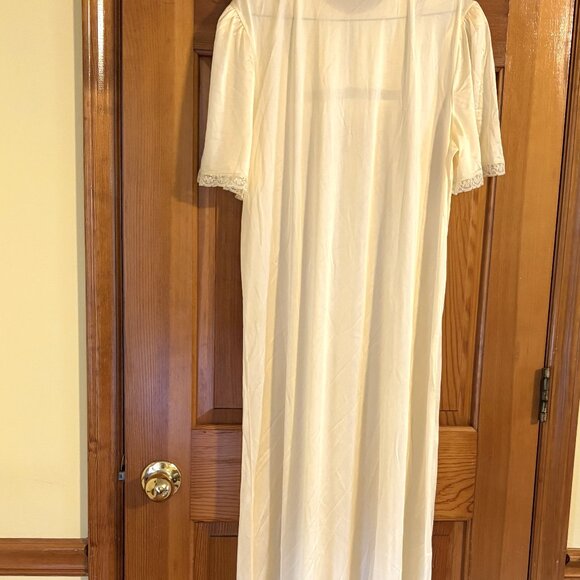 Vintage Shadow Line Nightgown & Robe Set Yellow Size Medium NWOT - Picture 3 of 15